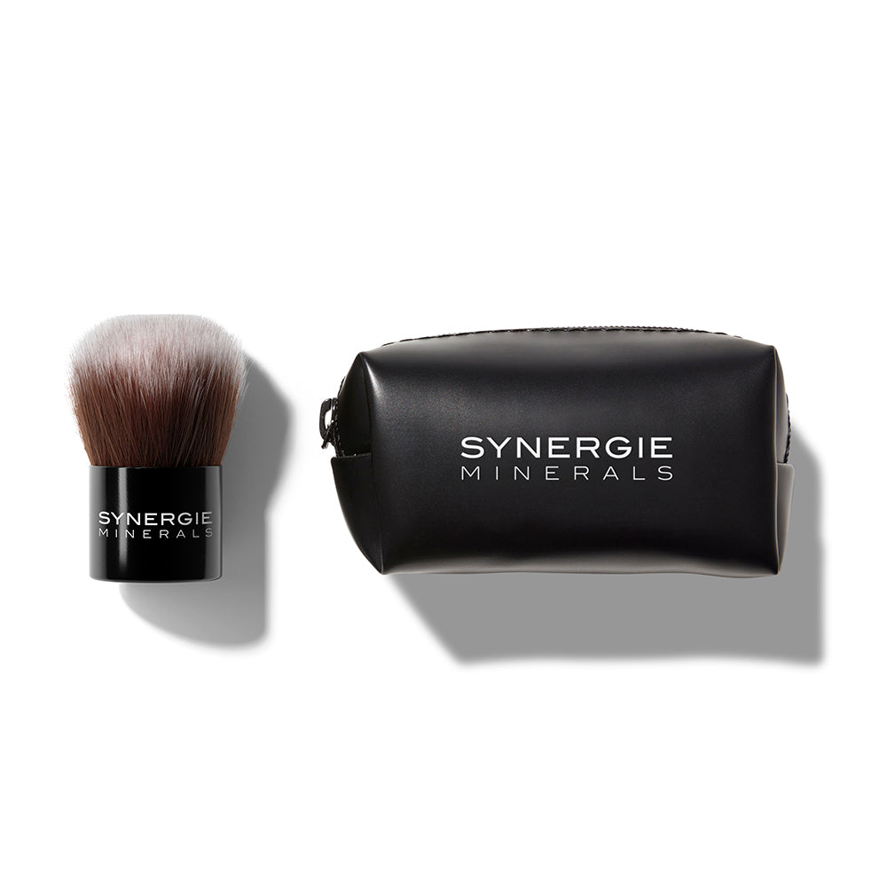 Kabuki Brush plus pouch (Second Skin Crush foundation brush)